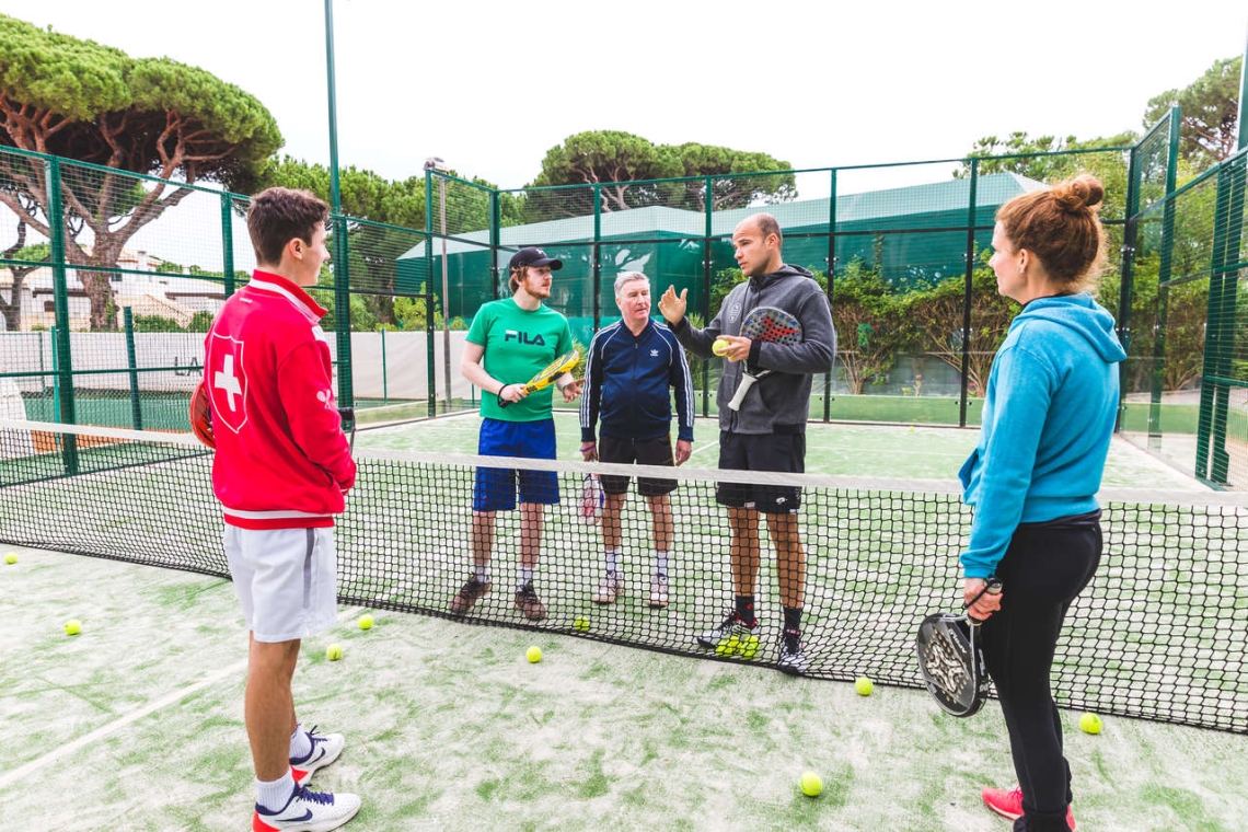 PINE CLIFFS RESORT promove clínicas de padel com premiado jogador português