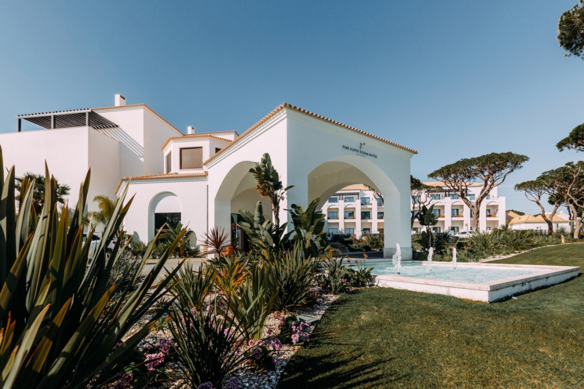 Pine Clifts Resort reabre dia 6 junho com novos serviços