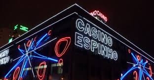 Casino Espinho promove jantares temáticos com música ao vivo