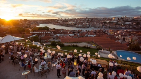 Sunset Wine Parties no The Yeatman: o verão recebido com vinhos, petiscos e música