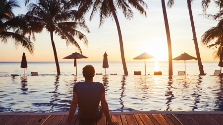 70% dos turistas dizem que reduzirão o  orçamento de férias