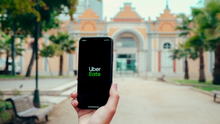 Uber Eats chega ao Algarve