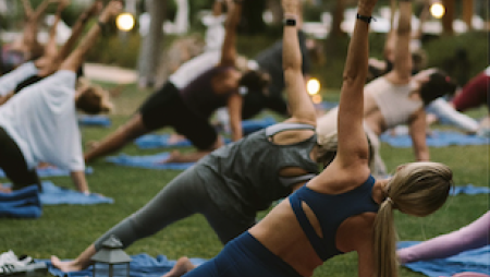 Sheraton Cascais Resort fecha Full Moon Yoga com chave de ouro