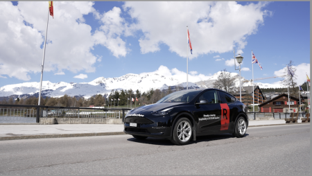 Les Roches Expande o Programa de Partilha de Carros Elétricos para uma Educação Sustentável