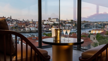 Hilton Porto Gaia prepara Natal e Passagem de Ano – com todo o conforto e segurança