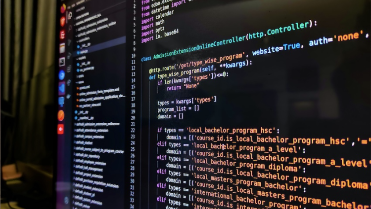 A Galinha, o Ovo e o Labirinto das Integrações em Tecnologia Hoteleira