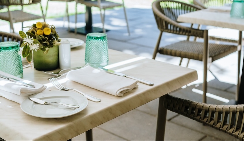 Lisbon Marriott Hotel lança brunch especial com acesso à piscina no Dia da Mãe